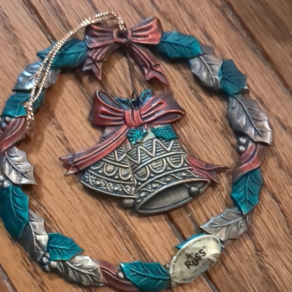 The Heirloom Collection Pewter Ornament - Picture 4 of 8